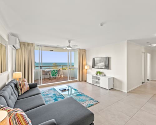 1-bedroom-ocean-view-mooloolaba-accommodation (5)