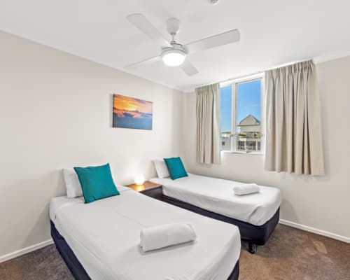 1-bedroom-ocean-view-mooloolaba-accommodation (8)