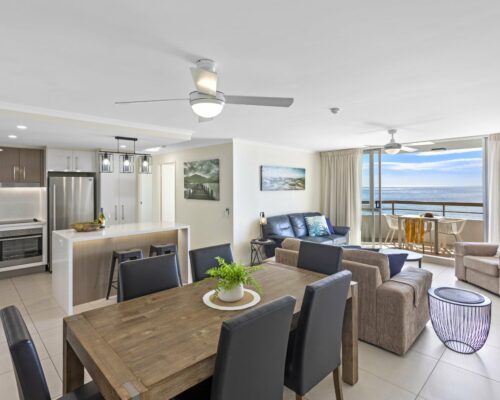 13b-2-bed-pano-view-holiday-apartment-mooloolaba (2)