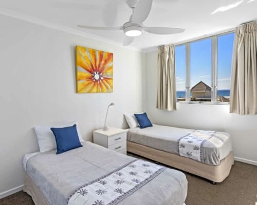 2-bedroom-ocean-view-mooloolaba-accommodation (8)