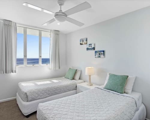 2-bedroom-panoramic-view-mooloolaba-accommodation (4)