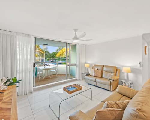 2-bedroom-pool-garden-view-mooloolaba-accommodation (7)