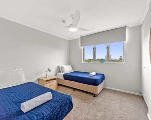 3-bedroom-pool-garden-view-mooloolaba-accommodation (5)