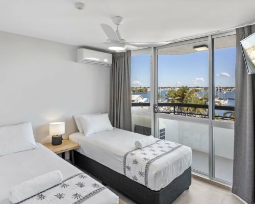 4a-wheelchair-friendly-mooloolaba-apartment (1)