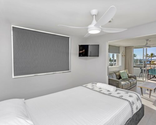 4a-wheelchair-friendly-mooloolaba-apartment (4)