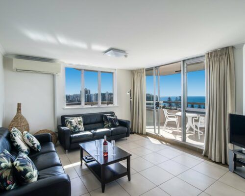 u12a 3 bed pano view mooloolaba holiday (3)