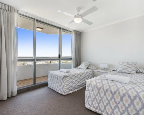 u14d 3 bed pano view mooloolaba holiday (10)