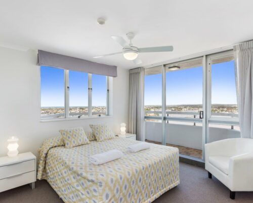 u14d 3 bed pano view mooloolaba holiday (18)