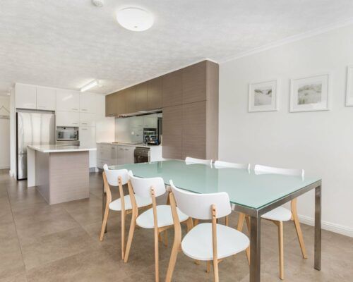 u1d 3 bed pool garden holiday mooloolaba (2)