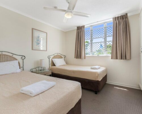 u1d 3 bed pool garden holiday mooloolaba (6)