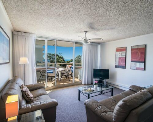 u4b 2 bed pool garden mooloolaba beach (8)