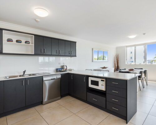 u4d 3 bed pool garden holiday mooloolaba (10)