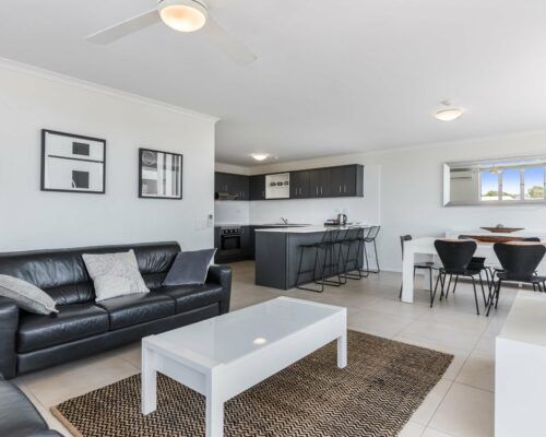 u4d 3 bed pool garden holiday mooloolaba (9)