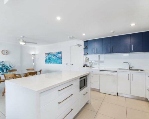 u9b 2 bed oceanview mooloolaba accommodation (5)